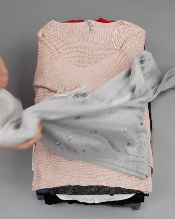 Фотография  366 - STRADIVARIUS Winter mix#15 кг, ЛОТ №2257 оптом в Махачкале и Дагестане