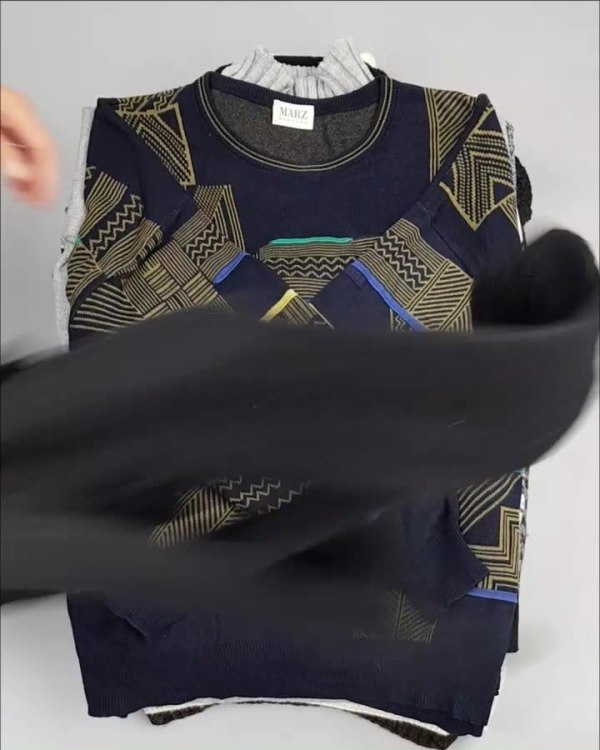 Фотография  369 - Джемпер муж+жен экстра#15 кг , Лот№2612 оптом в Махачкале и Дагестане