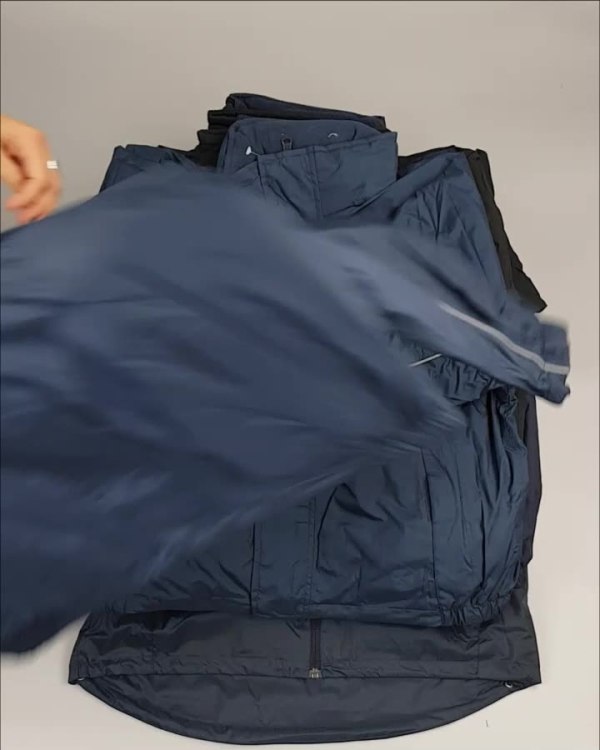 Фотография  574 - Куртки СПОРТ СТОК дети#10 кг , Лот№ 2641 оптом в Махачкале и Дагестане