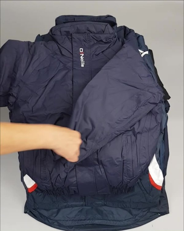 Фотография  854 - Куртки СПОРТ СТОК дети#10 кг , Лот№ 2641 оптом в Махачкале и Дагестане