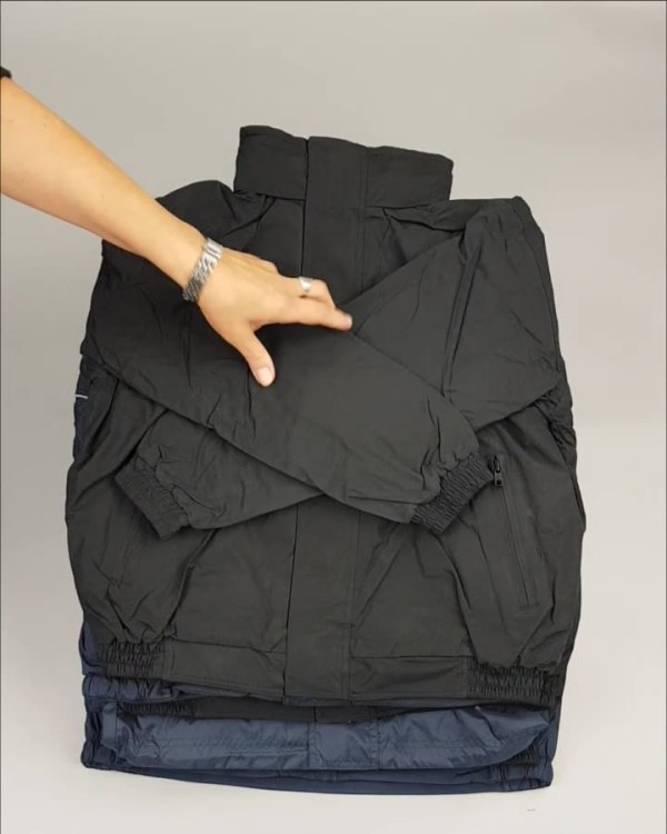 Фотография  913 - Куртки СПОРТ СТОК дети#10 кг , Лот№ 2644 оптом в Махачкале и Дагестане