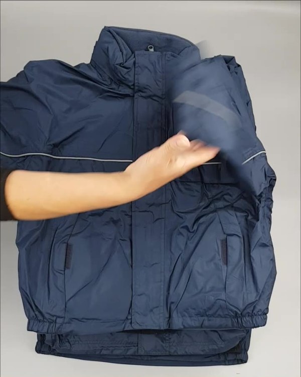 Фотография  630 - Куртки СПОРТ СТОК дети#10 кг , Лот№ 2644 оптом в Махачкале и Дагестане