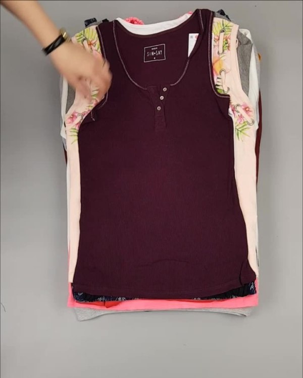 Фотография  433 - Женский летний микс LPP, 8,8 кг, ЛОТ №3776 оптом в Махачкале и Дагестане