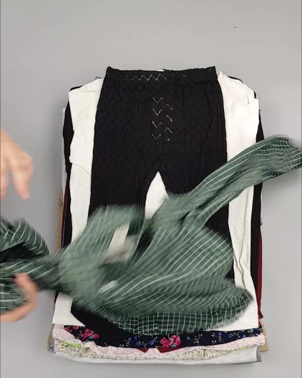 Фотография  519 - MILL STUDIO Summer mix#15 кг, ЛОТ №3799 оптом в Махачкале и Дагестане