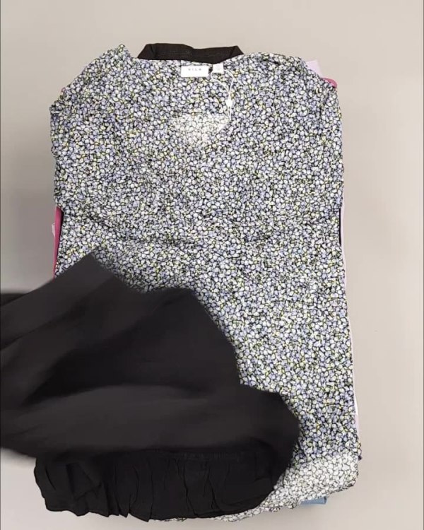 Фотография  825 - VILA Summer mix#15 кг, ЛОТ №4357 оптом в Махачкале и Дагестане