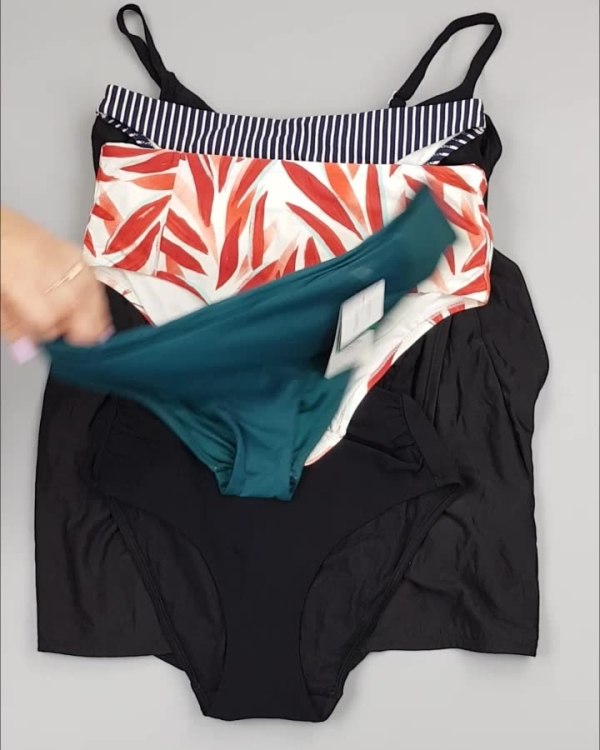 Фотография  642 - Купальники Chantelle#30 шт, ЛОТ №4410 оптом в Махачкале и Дагестане