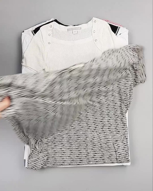 Фотография  932 - Футболки Корея#20 шт, ЛОТ №5068 оптом в Махачкале и Дагестане