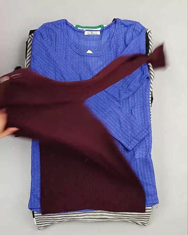 Фотография  925 - Джемпера легкие Корея#20 шт, ЛОТ №5082 оптом в Махачкале и Дагестане