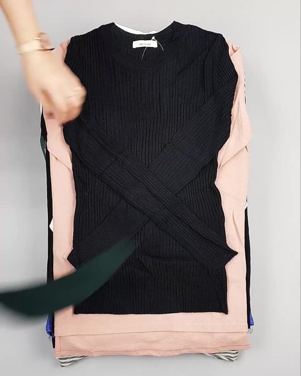 Фотография  565 - Джемпера легкие Корея#20 шт, ЛОТ №5082 оптом в Махачкале и Дагестане