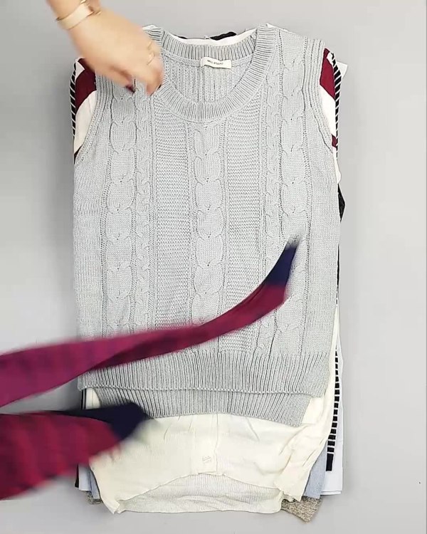 Фотография  521 - Джемпера легкие Корея#20 шт, ЛОТ №5083 оптом в Махачкале и Дагестане