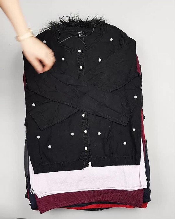 Фотография  567 - OVS Winter м/ж mix#15 кг, ЛОТ №5412 оптом в Махачкале и Дагестане