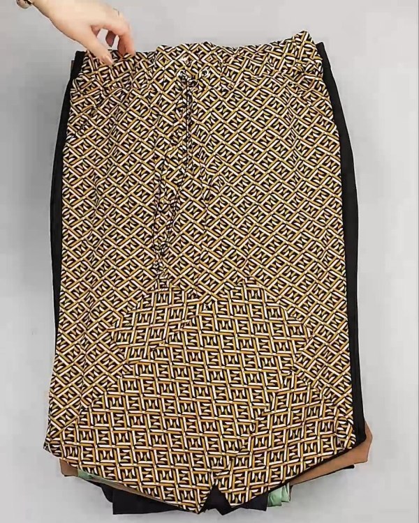 Фотография  980 - Брюки NEXT Women#11 кг, ЛОТ №5470 оптом в Махачкале и Дагестане