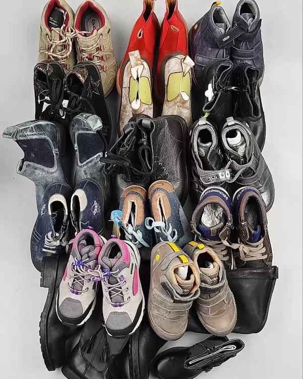 Фотография  956 - Обувь СТОК дети зима#10 кг, ЛОТ №5489 оптом в Махачкале и Дагестане