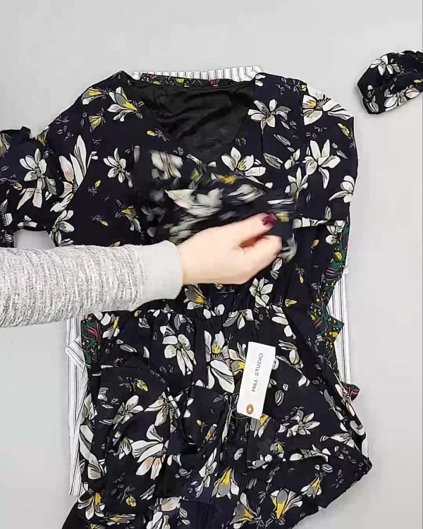 Фотография  399 - Платья Корея#20 шт, ЛОТ №5614 оптом в Махачкале и Дагестане