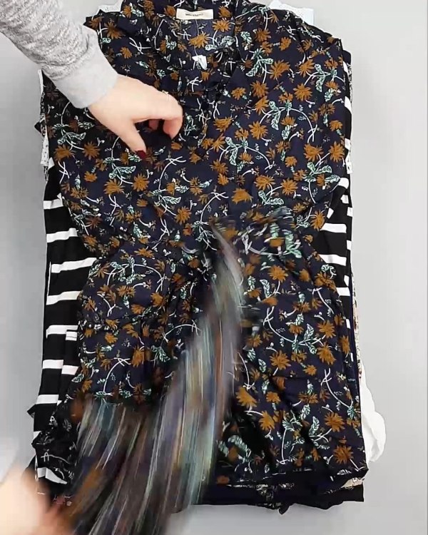 Фотография  842 - Платья Корея#20 шт, ЛОТ №5615 оптом в Махачкале и Дагестане