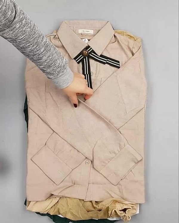 Фотография  537 - Блузки Корея#20 шт, ЛОТ №5622 оптом в Махачкале и Дагестане