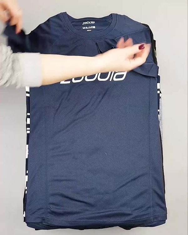 Фотография  904 - DK, Bestseller + Summer mix#15 кг, ЛОТ №5626 оптом в Махачкале и Дагестане