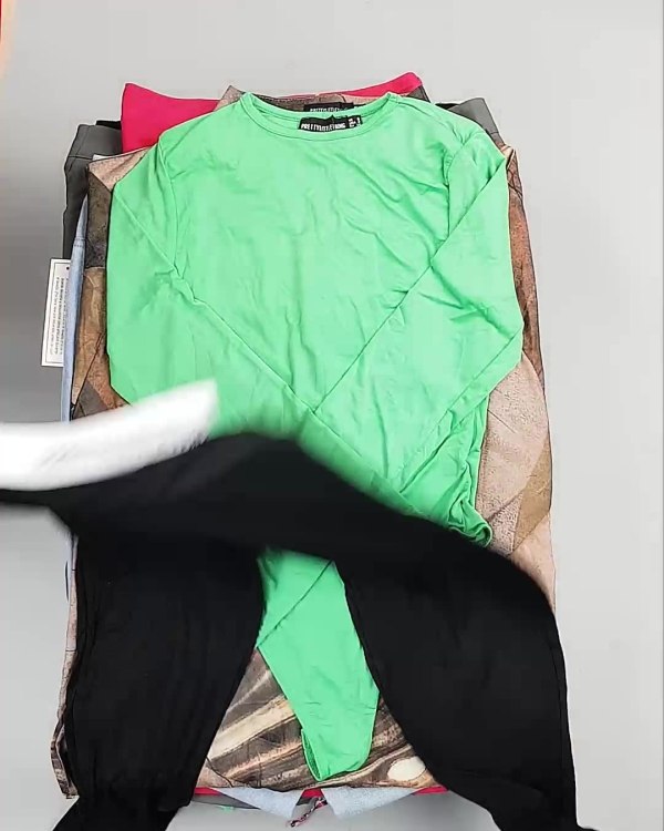 Фотография  610 - Англия СТОК лето#15 кг, ЛОТ №6002 оптом в Махачкале и Дагестане