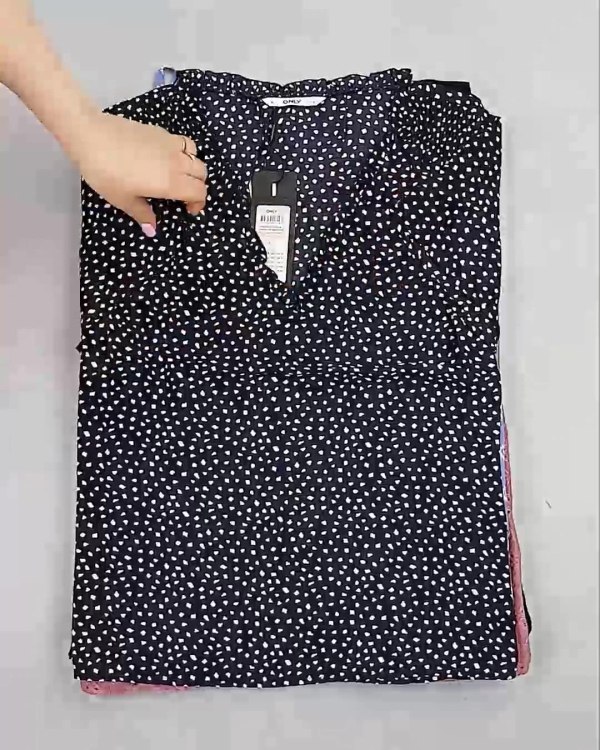 Фотография  130 - Блузки Bestseller 44#5 кг, ЛОТ №6084 оптом в Махачкале и Дагестане