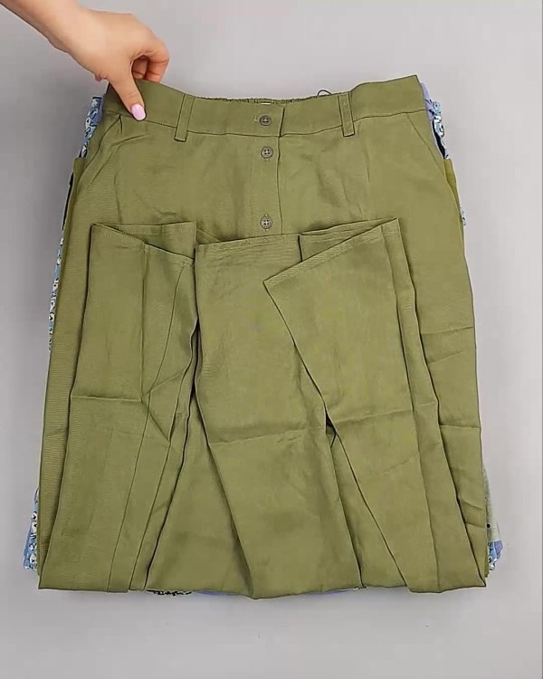 Фотография  747 - Юбки Bestseller 44#5 кг, ЛОТ №6119 оптом в Махачкале и Дагестане