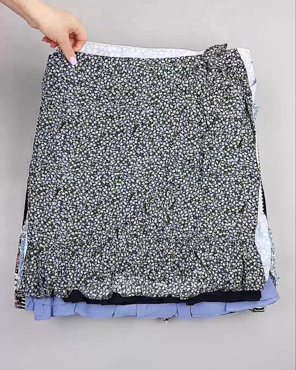 Фотография  620 - Юбки Bestseller 44#5 кг, ЛОТ №6121 оптом в Махачкале и Дагестане