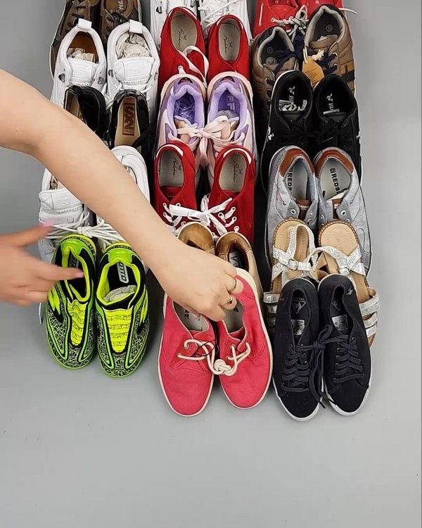 Фотография  324 - Обувь СТОК дети лето#15,7 кг, ЛОТ №6188 оптом в Махачкале и Дагестане