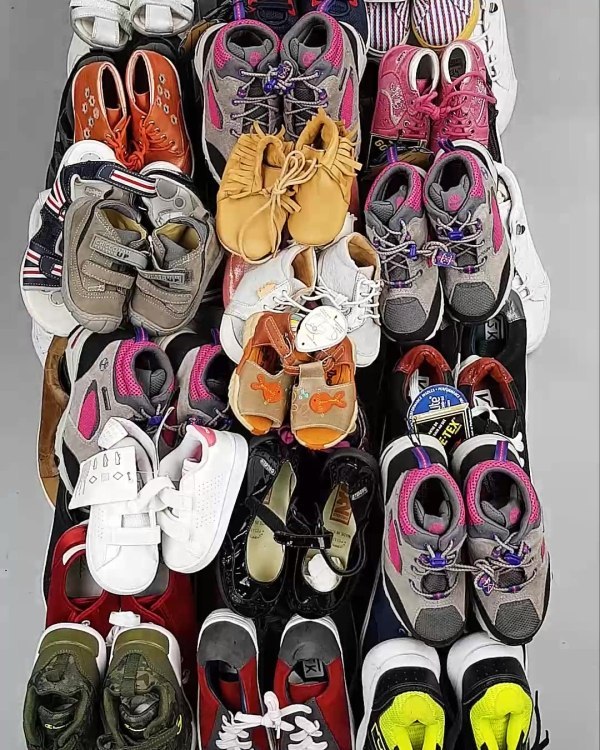 Фотография  212 - Обувь СТОК дети лето#15,4 кг, ЛОТ №6192 оптом в Махачкале и Дагестане