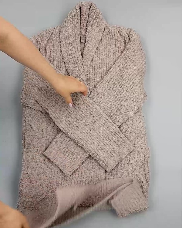 Фотография  604 - Кардиганы СТОК CAN#10 кг, ЛОТ №6474 оптом в Махачкале и Дагестане