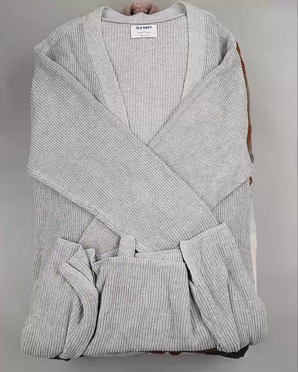 Фотография  376 - Кардиганы СТОК CAN#10 кг, ЛОТ №6474 оптом в Махачкале и Дагестане