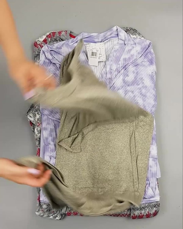 Фотография  742 - Домашняя одежда CAN#10 кг, ЛОТ №6482 оптом в Махачкале и Дагестане