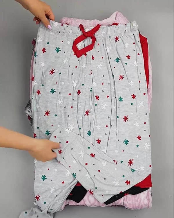 Фотография  412 - Домашняя одежда CAN#10 кг, ЛОТ №6482 оптом в Махачкале и Дагестане