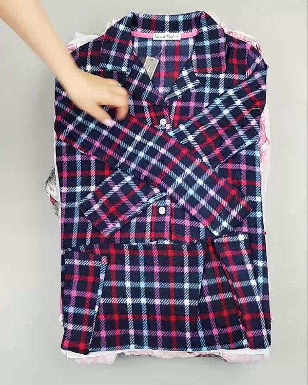 Фотография  655 - Домашняя одежда CAN#10 кг, ЛОТ №6482 оптом в Махачкале и Дагестане