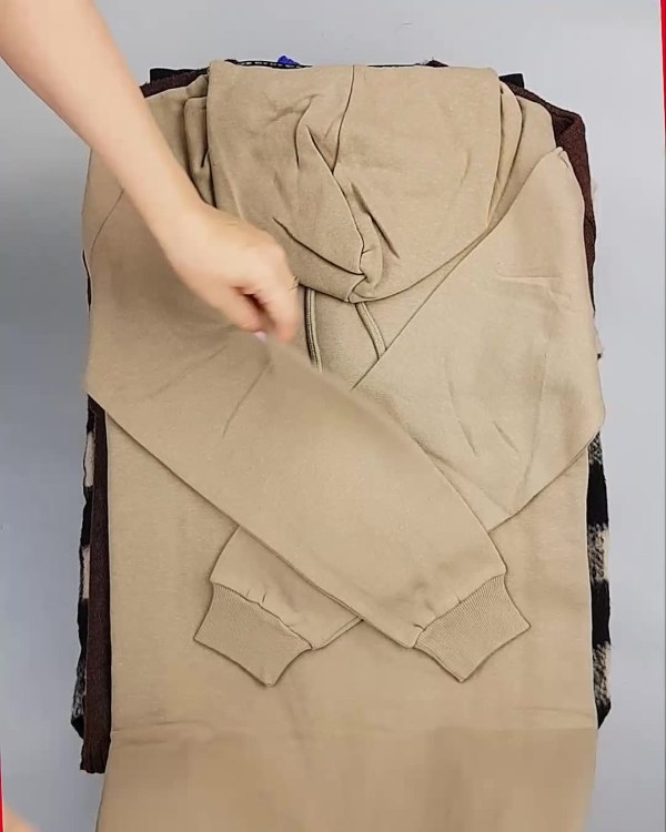 Фотография  400 - PIECES+NOISY MAY mix 074#15 кг, ЛОТ №6559 оптом в Махачкале и Дагестане