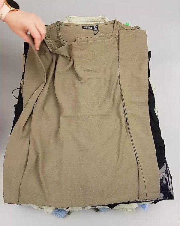 Фотография  830 - ДАНИЯ Summer mix 24#15 кг, ЛОТ №6732 оптом в Махачкале и Дагестане