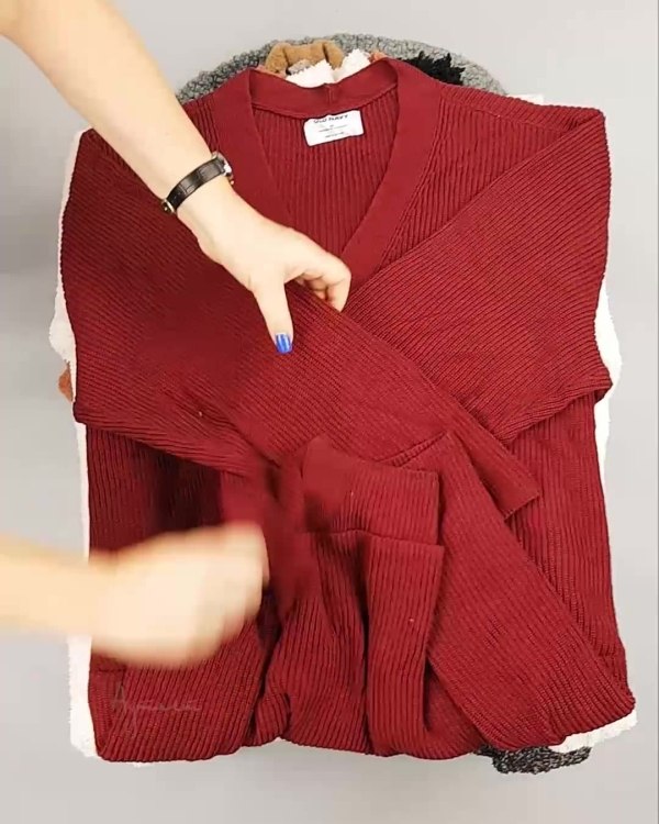 Фотография  947 - Кардиганы СТОК CAN#10 кг, ЛОТ №6887 оптом в Махачкале и Дагестане