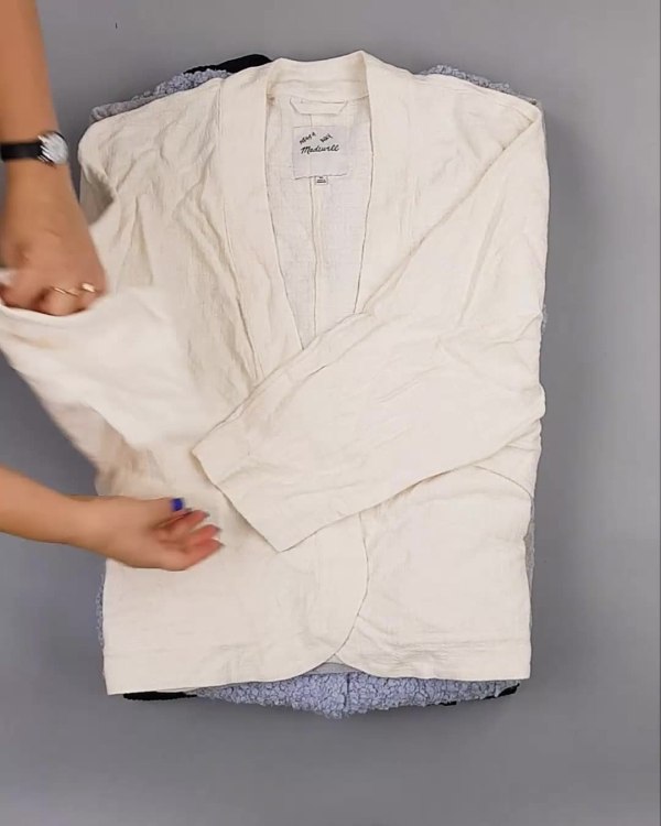 Фотография  554 - Кардиганы СТОК CAN#10 кг, ЛОТ №6888 оптом в Махачкале и Дагестане