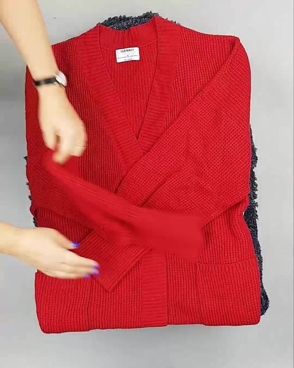 Фотография  545 - Кардиганы СТОК CAN#10 кг, ЛОТ №6888 оптом в Махачкале и Дагестане