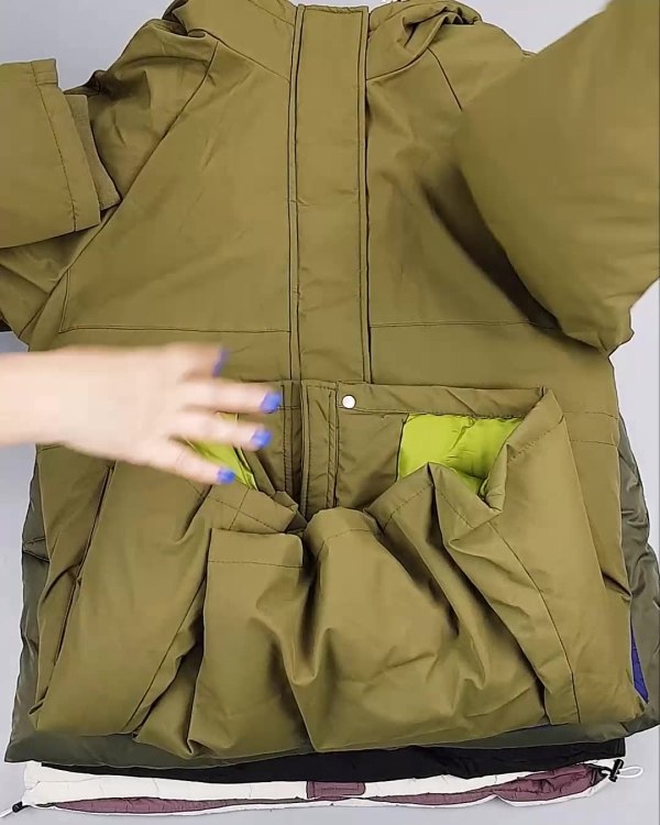 Фотография  903 - Верхняя одежда Дания#10,1 кг ЛОТ №6909 оптом в Махачкале и Дагестане