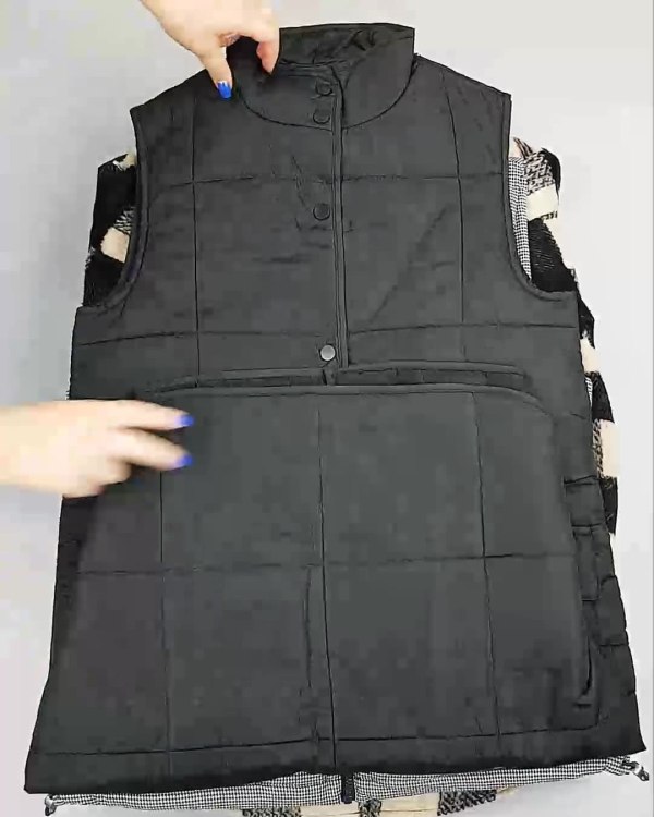 Фотография  886 - Верхняя одежда Дания#10,2 кг ЛОТ №6911 оптом в Махачкале и Дагестане