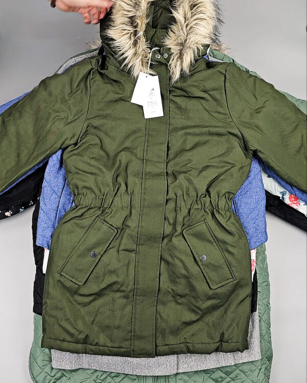 Фотография  272 - Верхняя одежда VILA#10 кг, ЛОТ №6823 оптом в Махачкале и Дагестане