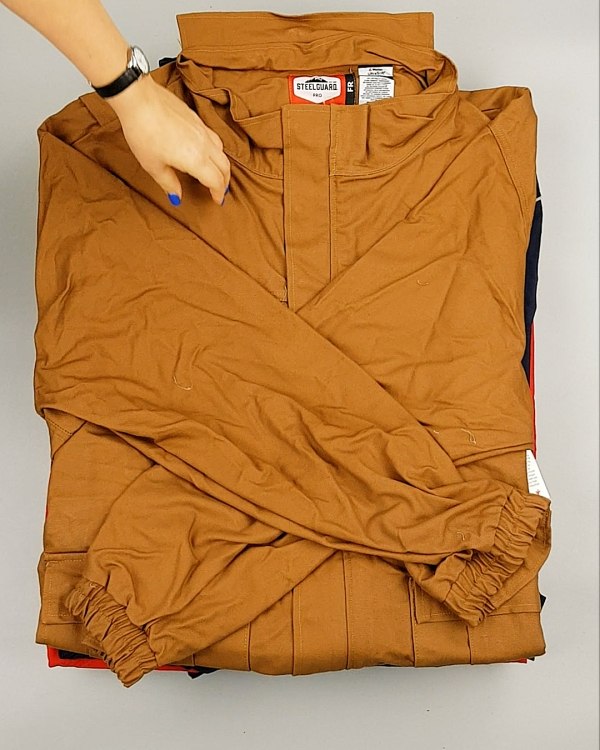 Фотография  570 - Ветровки CAN 084#10 кг, ЛОТ №6940 оптом в Махачкале и Дагестане