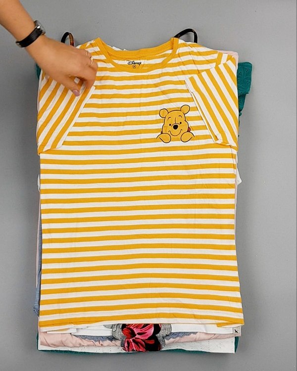 Фотография  599 - Cream Футболки поло женские#25 кг оптом в Махачкале и Дагестане