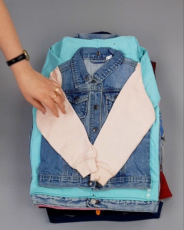 Фотография  533 - А 92382  Детский микс W (Medium rummage )#25 кг оптом в Махачкале и Дагестане