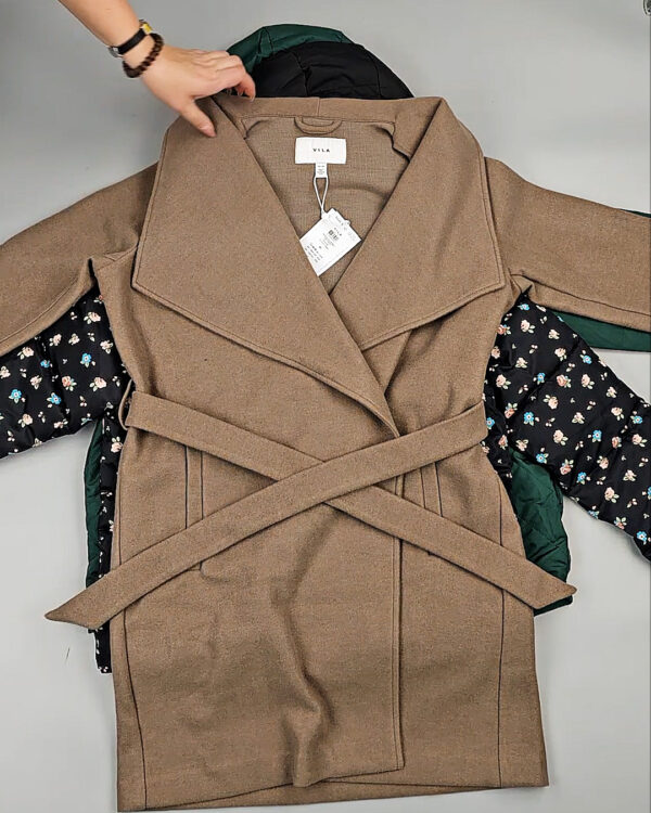 Фотография  694 - Верхняя одежда VILA#10 кг, ЛОТ №6824 оптом в Махачкале и Дагестане