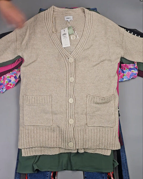 Фотография  955 - ДАНИЯ Winter mix 24#15 кг, ЛОТ СТ-10089 оптом в Махачкале и Дагестане