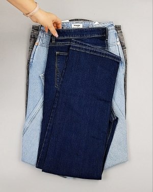 Фотография  481 - Джинсы WRANGLER м/ж#8,1 кг, ЛОТ №7011 оптом в Махачкале и Дагестане