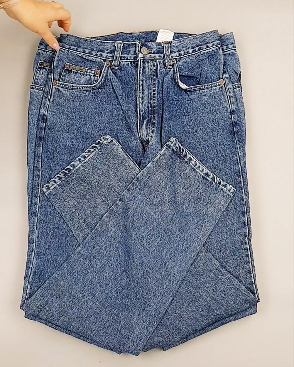 Фотография  581 - Джинсы CALVIN KLEIN муж #7,6 кг, ЛОТ №7020 оптом в Махачкале и Дагестане