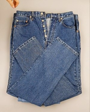 Фотография  428 - Джинсы LEVIS муж #7,5 кг, ЛОТ №7013 оптом в Махачкале и Дагестане