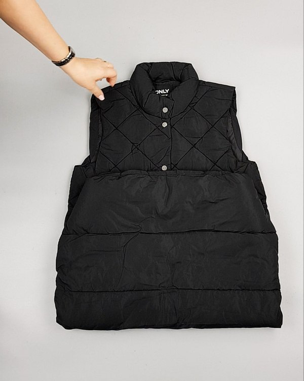 Фотография  200 - Верхняя одежда ONLY 104#10 кг, ЛОТ №7196 оптом в Махачкале и Дагестане