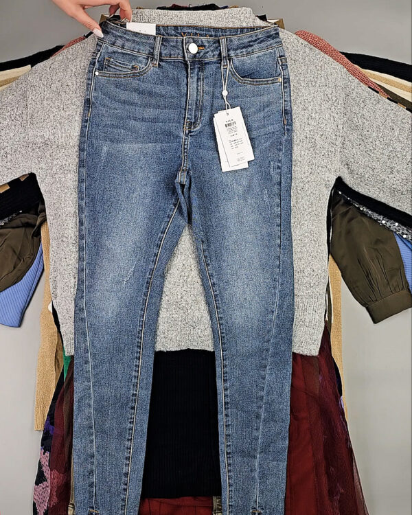 Фотография  555 - VILA Winter mix 104#15 кг, ЛОТ СТ-10084 оптом в Махачкале и Дагестане